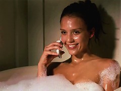 Jessica Alba is all wet and hot sitting in bath